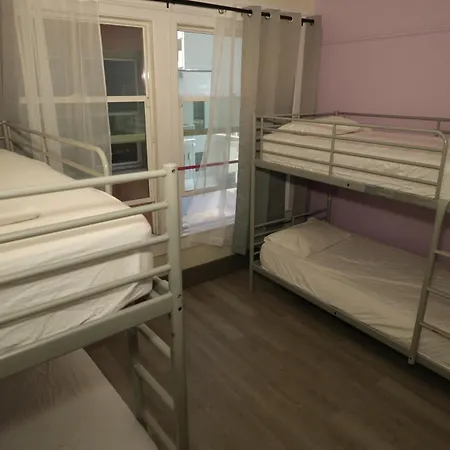 California Dreams Hostel - Downtown-3